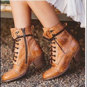 Bed Stu Judgement Leather
Block Heel Combat Boots Size
9.5 EUC